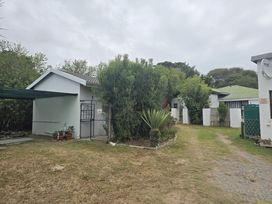 10 Bedroom Property for Sale in West Bank Eastern Cape